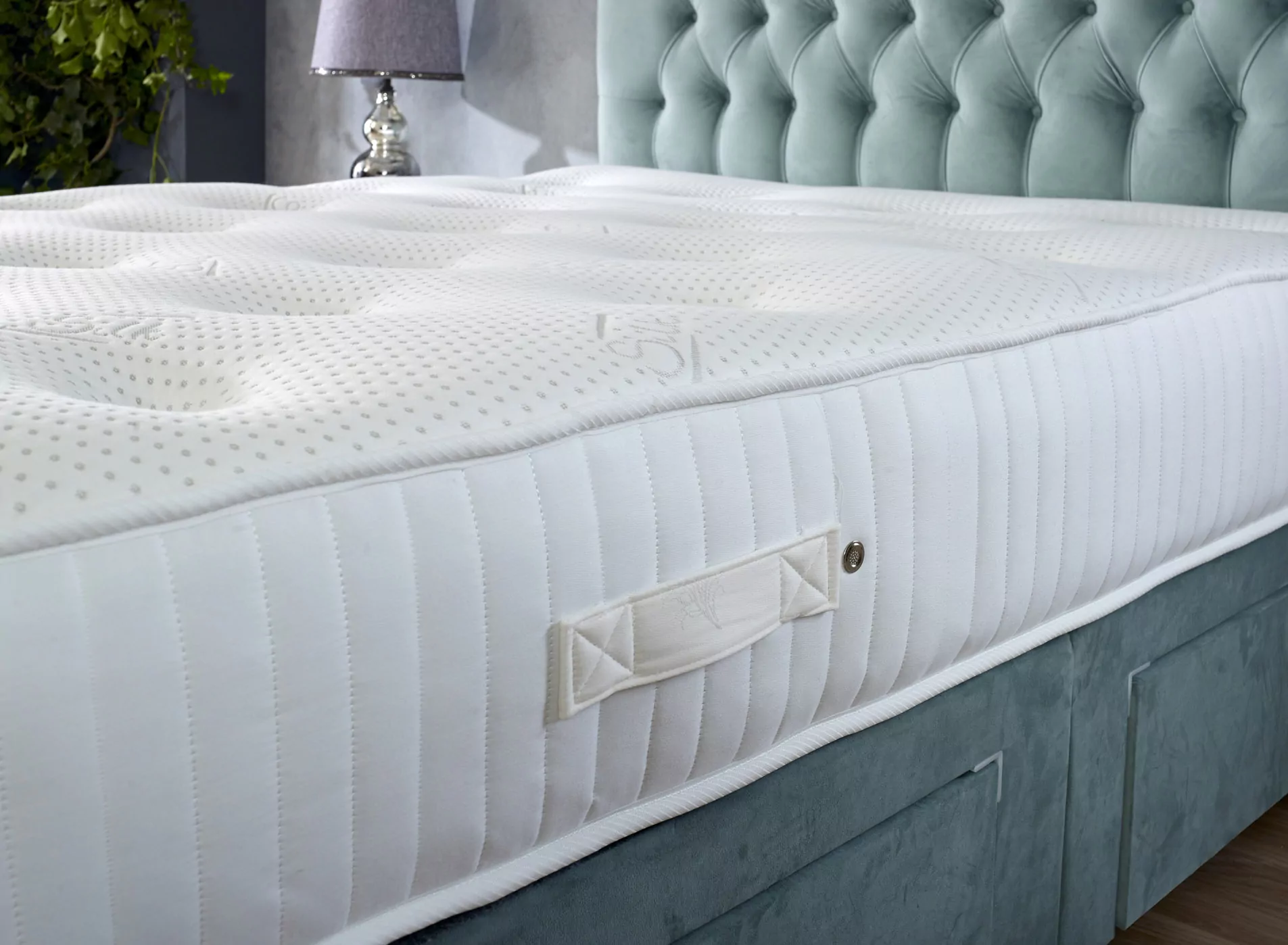 Luxury memory sprung matteres212e2